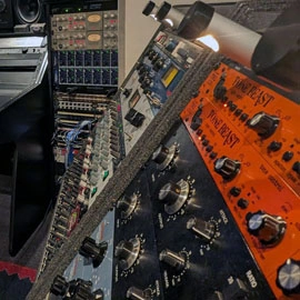 Outboard Gear | Avalon | Amek | Neve | SSL | Warm | Presonus | BBE | Focusrite 